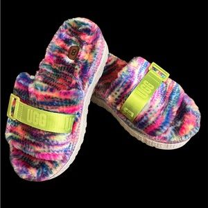 Women’s UGG Fluffita Pixelate Platform Sandal Slide Shoes Size 8 NEW